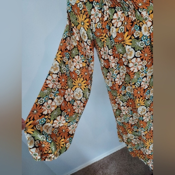 Zara Women's Floral Dress. SIZE 13-14 - Picture 12 of 15